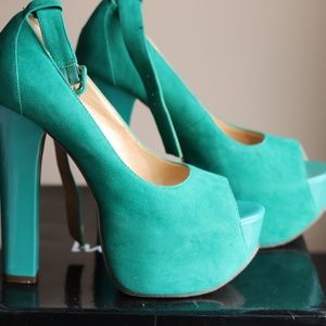 Luichiny "More of it" Pump sz 9